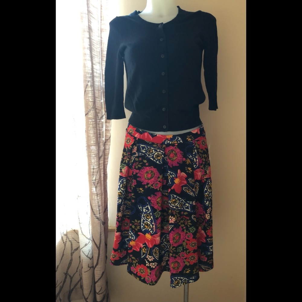 LuLaRoe Madison Floral Skirt Sz Small
